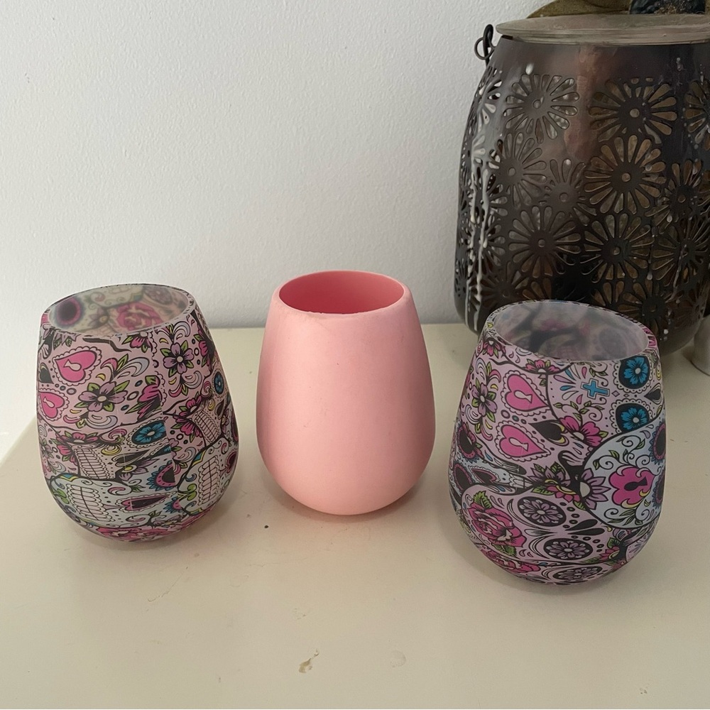 Set of Three Colorful Stemless Wine Glasses Silicone